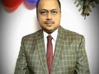 Dr. Giridhar